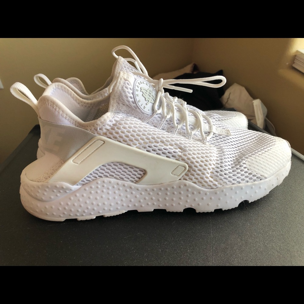 Women’s Nike Huaraches